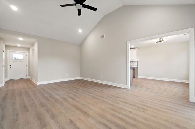 3535 Keltonburg Rd, Smithville, TN 37166