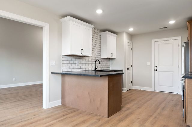 3535 Keltonburg Rd, Smithville, TN 37166