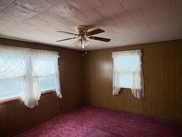 1000 S Oak Avenue, Aurora, MO 65605