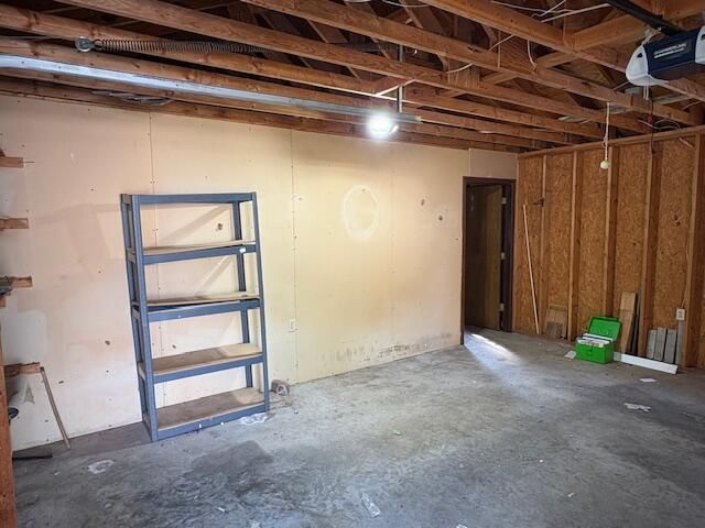 1000 S Oak Avenue, Aurora, MO 65605