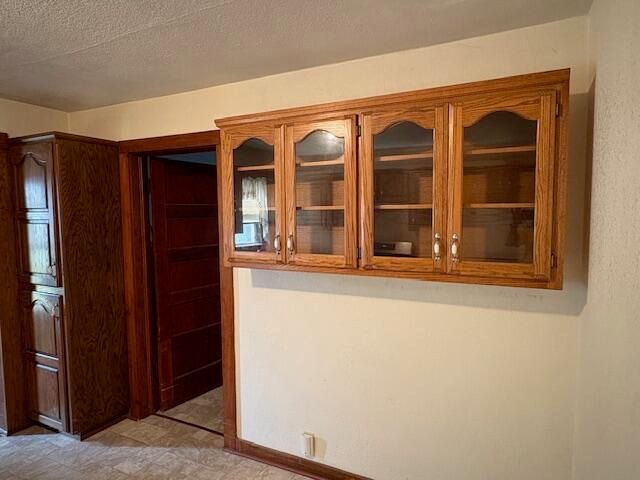 1000 S Oak Avenue, Aurora, MO 65605