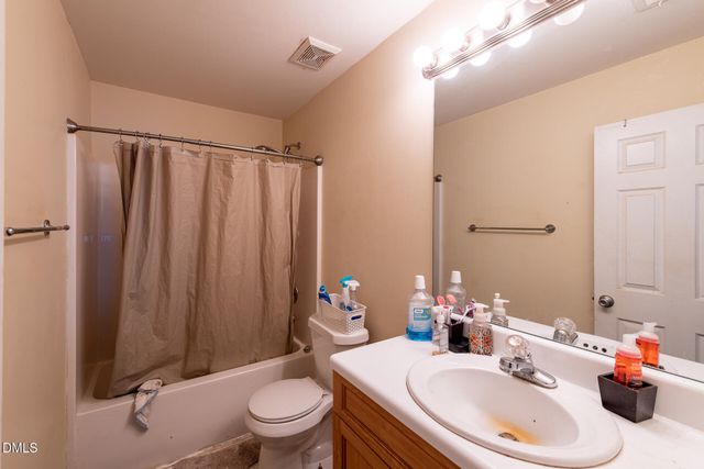 7104 Snodgrass Hill Court, Raleigh, NC 27610