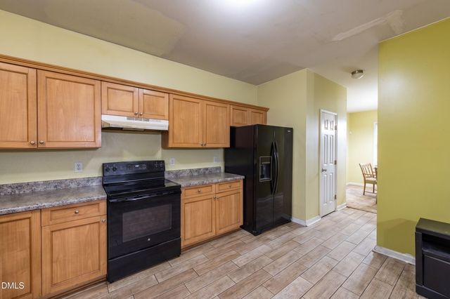 7104 Snodgrass Hill Court, Raleigh, NC 27610
