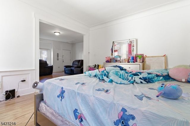 222 Osborne Ter, Newark City, NJ 07112