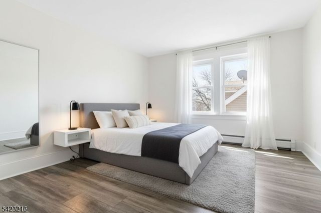 222 Osborne Ter, Newark City, NJ 07112