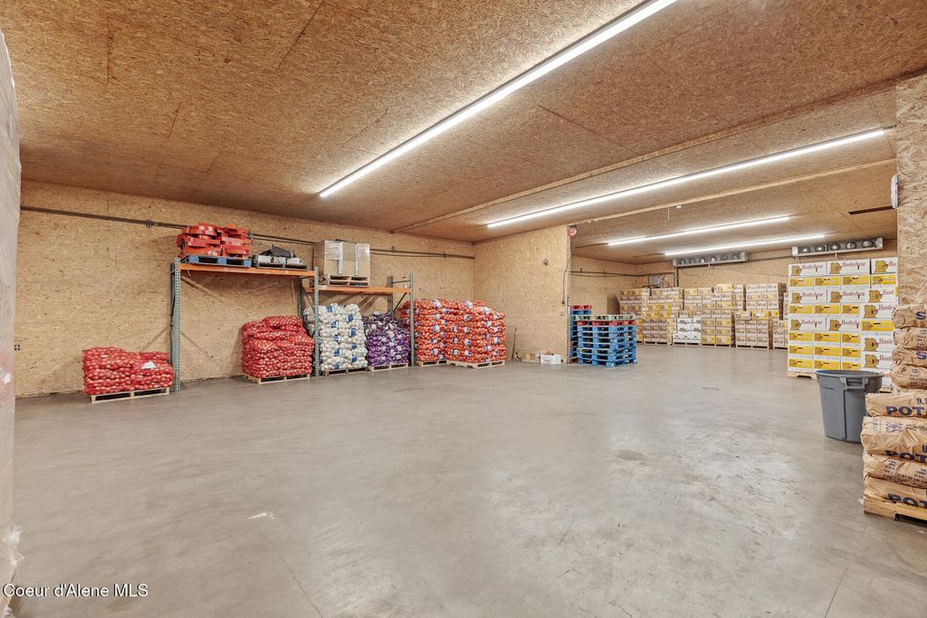 919 N CORBIN RD, Post Falls, ID 83854 photo 10