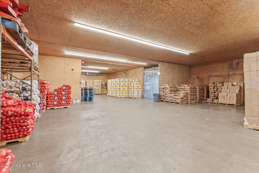 919 N CORBIN RD, Post Falls, ID 83854 photo 11