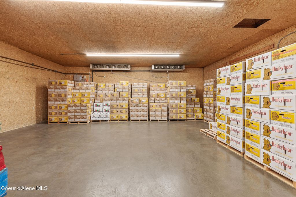 919 N CORBIN RD, Post Falls, ID 83854 photo 12