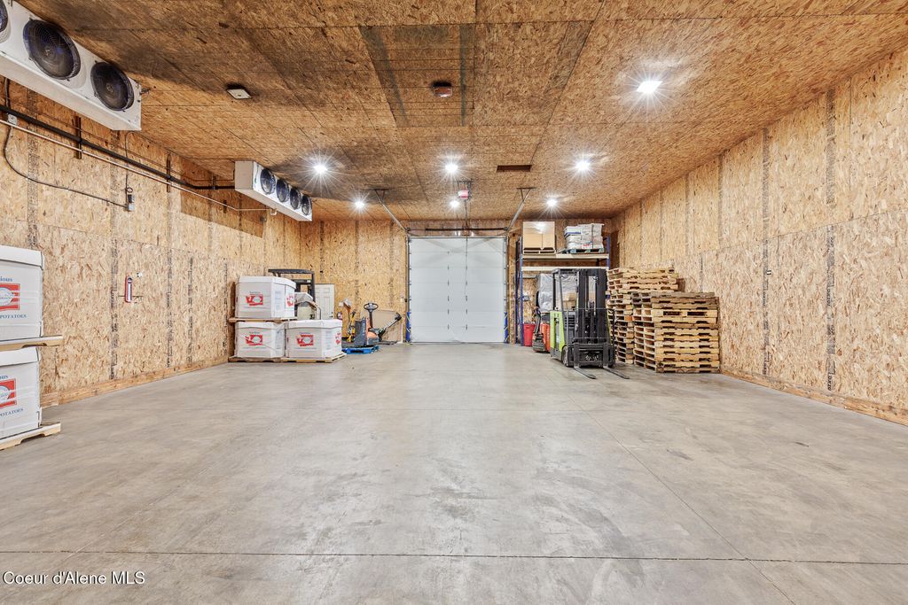 919 N CORBIN RD, Post Falls, ID 83854 photo 16