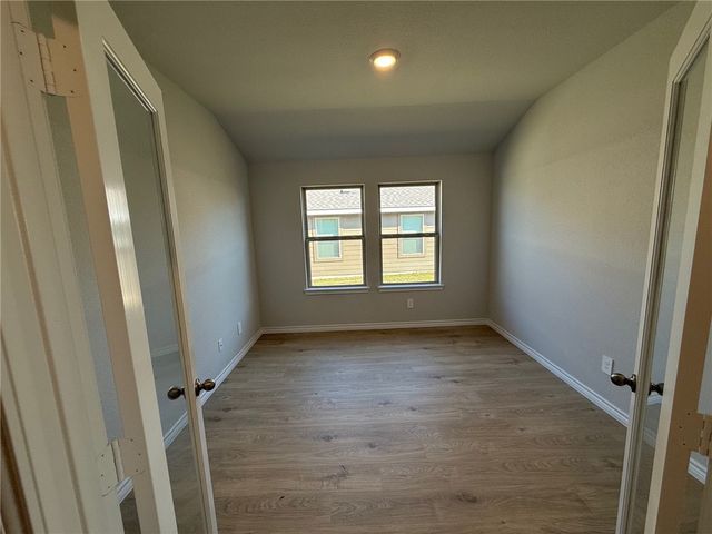 1224 Canton Dr, College Station, TX 77845