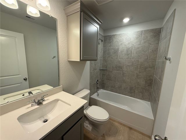 1224 Canton Dr, College Station, TX 77845