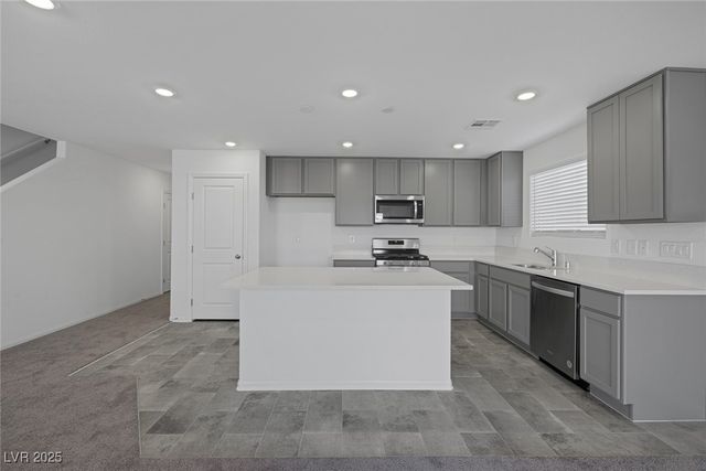 9546 Wayfarer Seek Court, Las Vegas, NV 89139