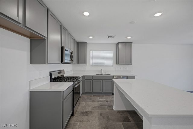 9546 Wayfarer Seek Court, Las Vegas, NV 89139