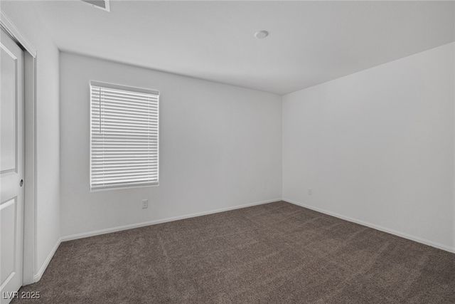 9546 Wayfarer Seek Court, Las Vegas, NV 89139