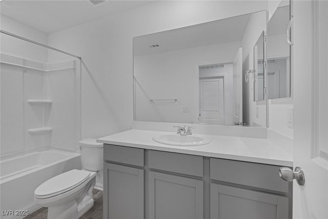 9546 Wayfarer Seek Court, Las Vegas, NV 89139