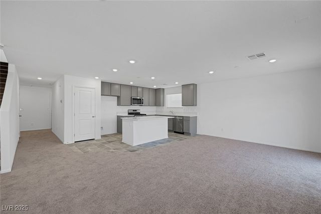 9546 Wayfarer Seek Court, Las Vegas, NV 89139