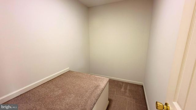 12 OSWEGO LN, Reading, PA 19605