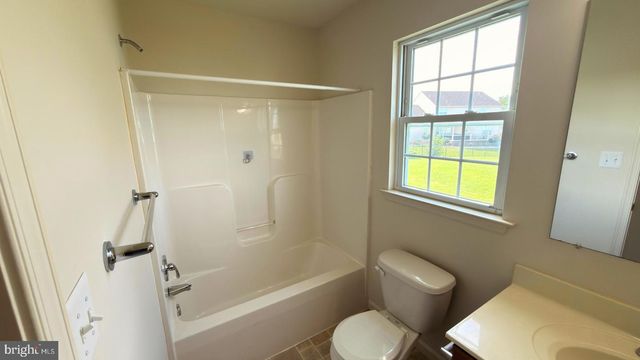 12 OSWEGO LN, Reading, PA 19605