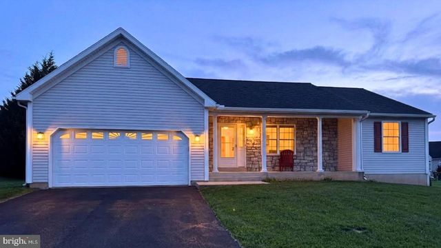 12 OSWEGO LN, Reading, PA 19605