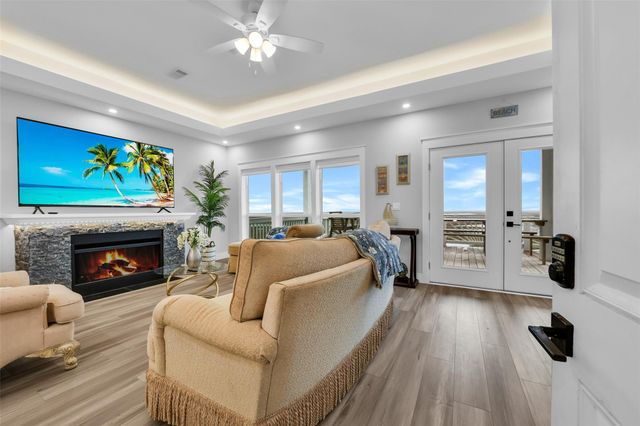 555 Pompano Drive, Freeport, TX 77541