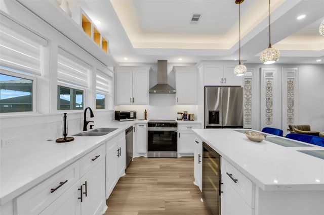 555 Pompano Drive, Freeport, TX 77541