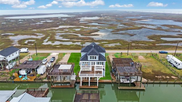 555 Pompano Drive, Freeport, TX 77541