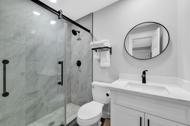 555 Pompano Drive, Freeport, TX 77541