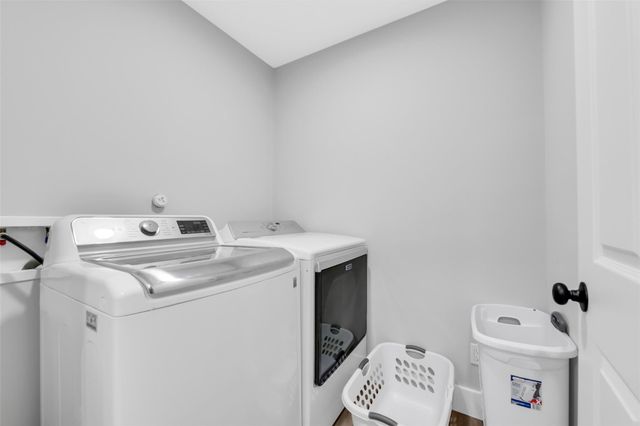 555 Pompano Drive, Freeport, TX 77541