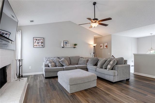 136 Silverstone Circle, Jefferson, GA 30549