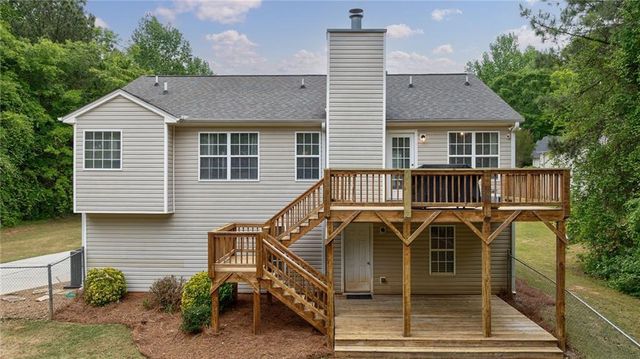 136 Silverstone Circle, Jefferson, GA 30549