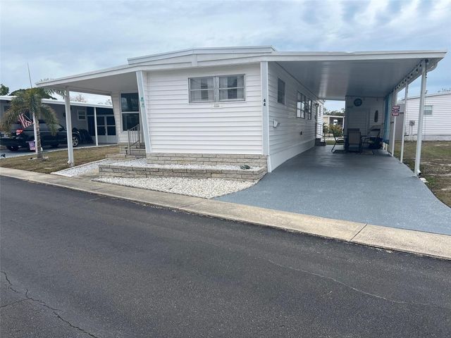 44 THATCH PALM STREET W, Largo, FL 33770