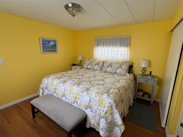 44 THATCH PALM STREET W, Largo, FL 33770