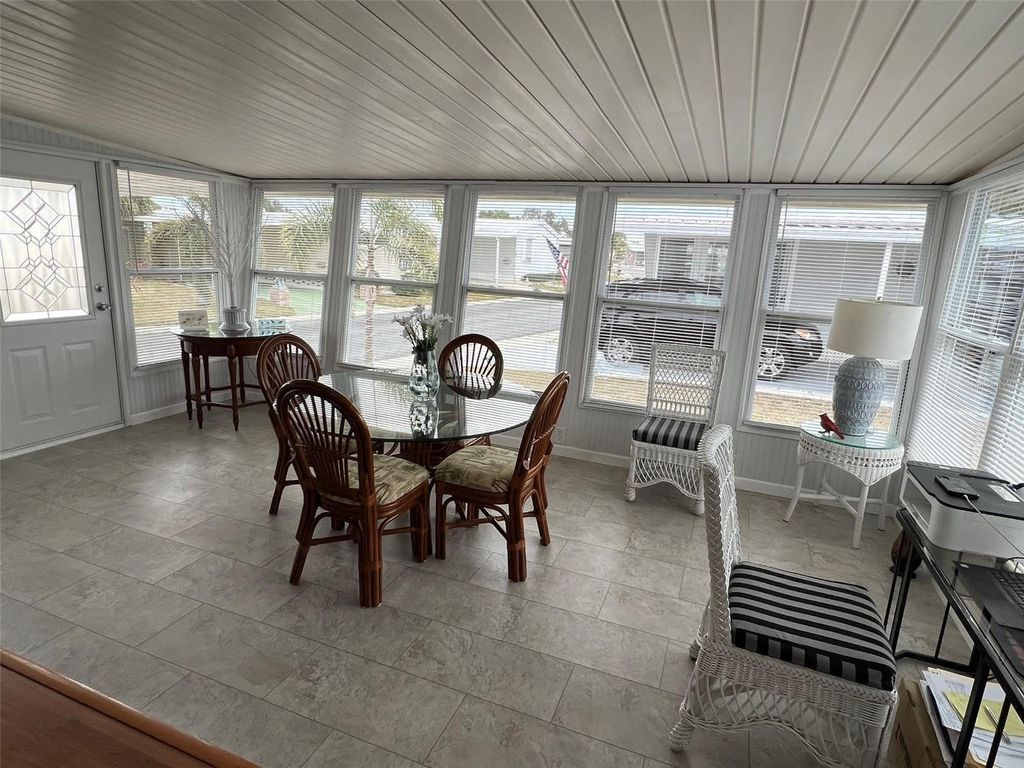 Image 11 of property listing at 44 THATCH PALM STREET W, Largo, FL 33770