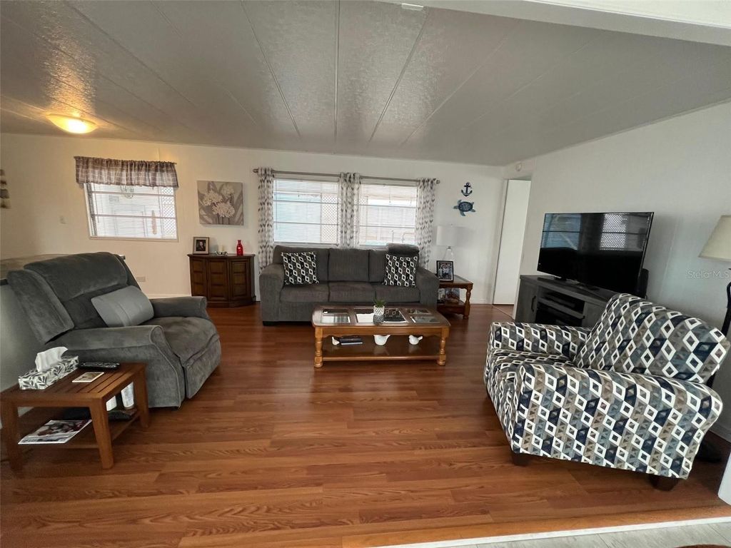 Image 12 of property listing at 44 THATCH PALM STREET W, Largo, FL 33770