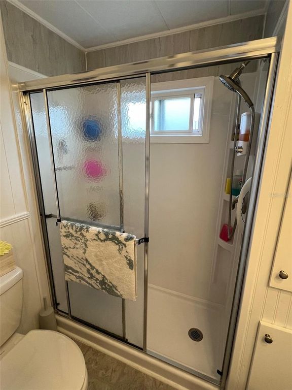 Image 24 of property listing at 44 THATCH PALM STREET W, Largo, FL 33770