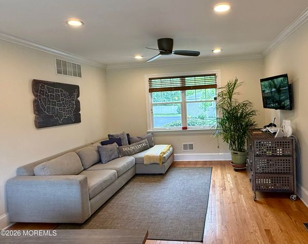 342 Conover Place, Red Bank, NJ 07701