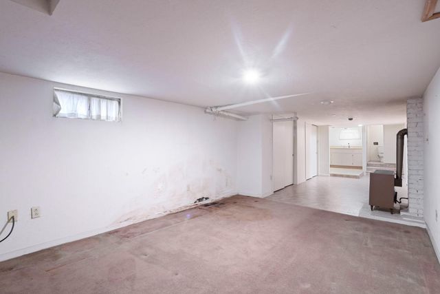 64 E Noble St, Stockton, CA 95204