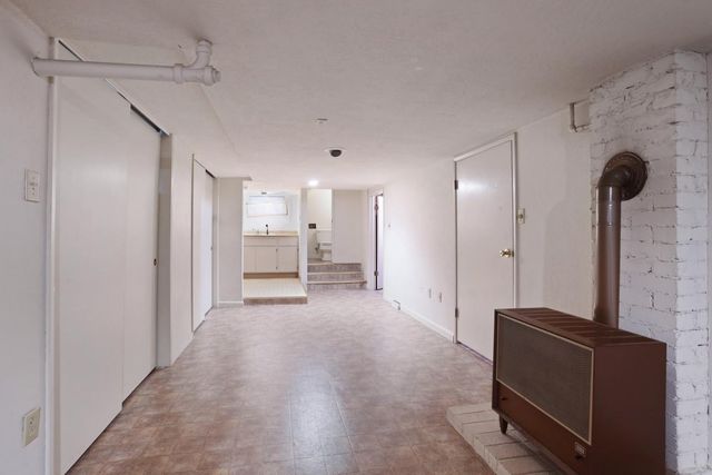 64 E Noble St, Stockton, CA 95204