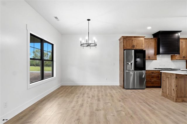 5755 Wanamaker Road, Topeka, KS 66610