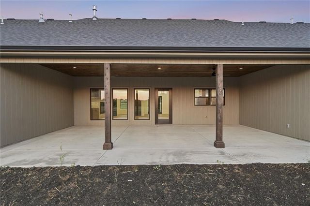 5755 Wanamaker Road, Topeka, KS 66610