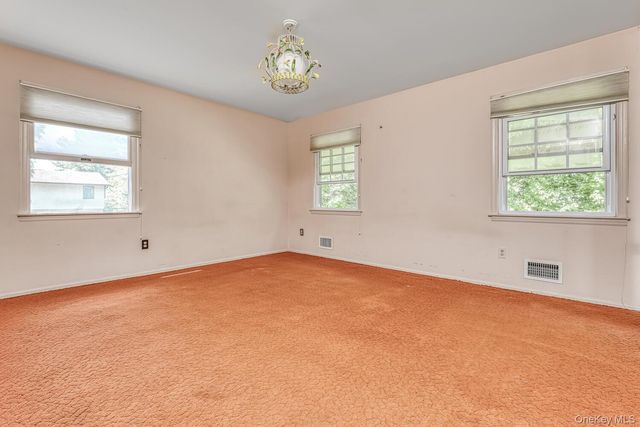 38 Forshay Road, Monsey, NY 10952