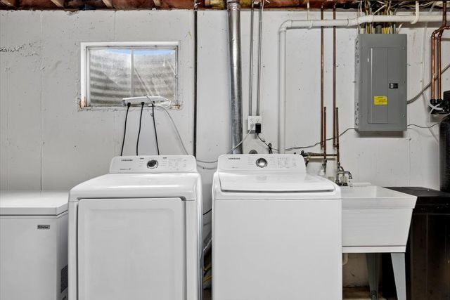 535 Apache Drive, Batavia, IL 60510