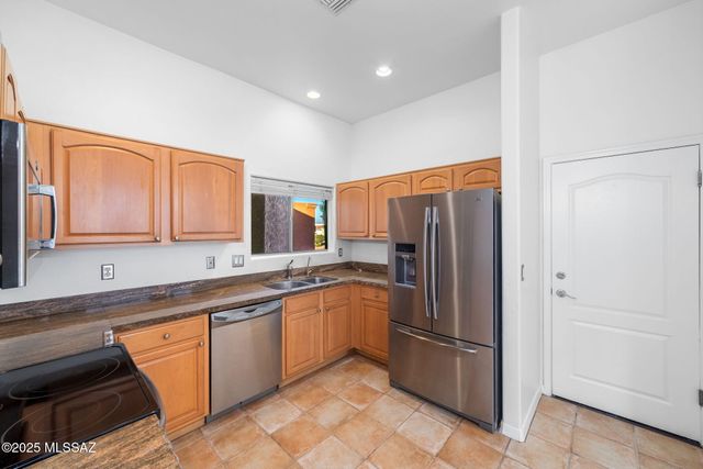 2396 S Orchard View Drive, Green Valley, AZ 85614