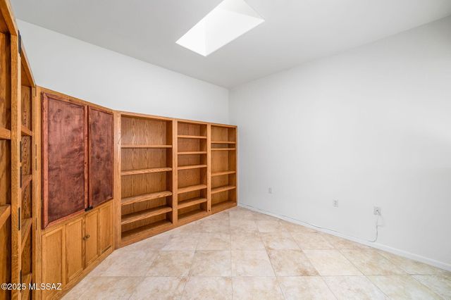 2396 S Orchard View Drive, Green Valley, AZ 85614