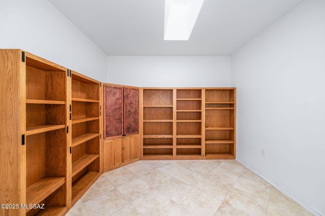 2396 S Orchard View Drive, Green Valley, AZ 85614