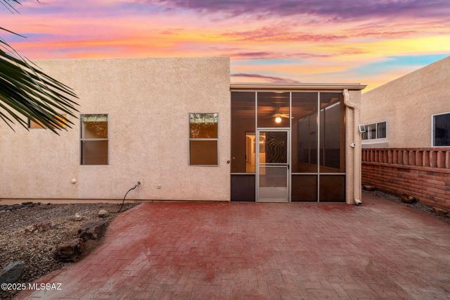 2396 S Orchard View Drive, Green Valley, AZ 85614