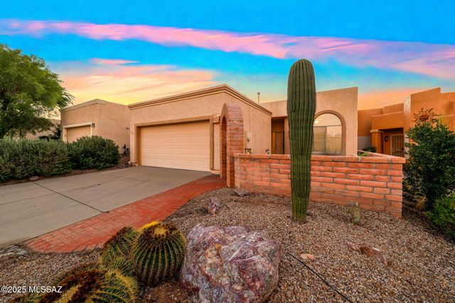 2396 S Orchard View Drive, Green Valley, AZ 85614
