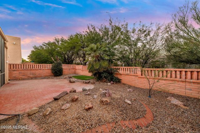 2396 S Orchard View Drive, Green Valley, AZ 85614