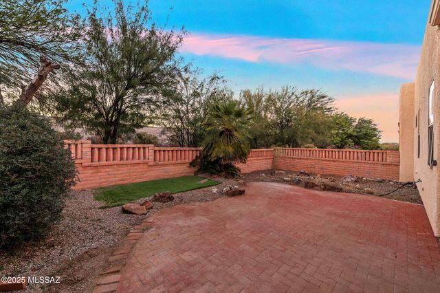 2396 S Orchard View Drive, Green Valley, AZ 85614