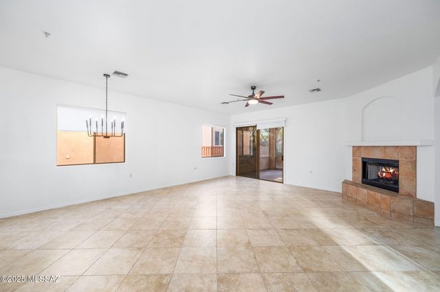 2396 S Orchard View Drive, Green Valley, AZ 85614